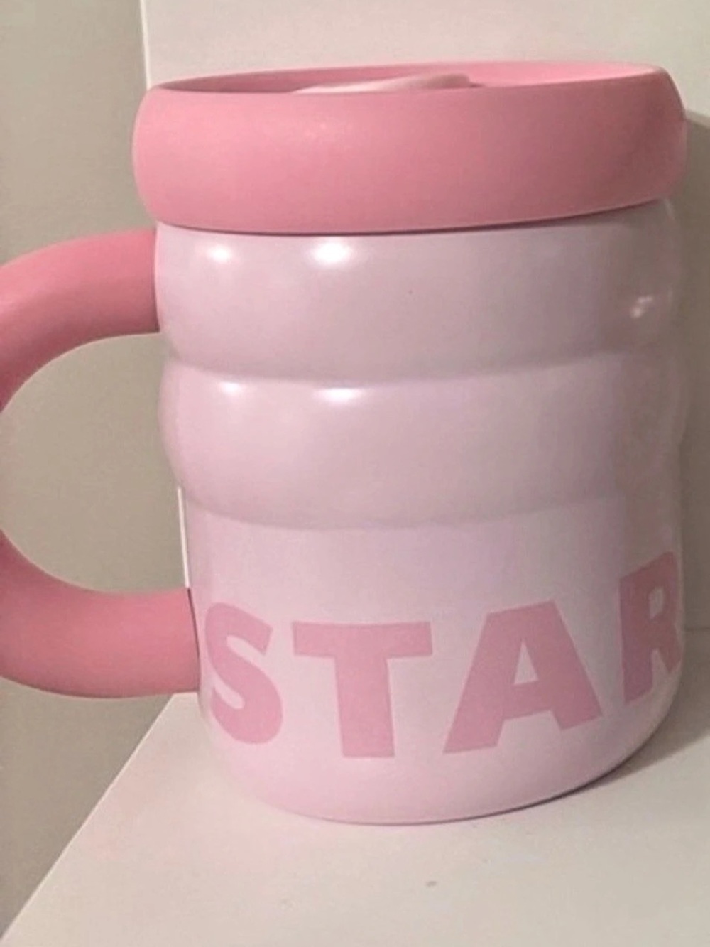 Starbucks Pink Insulated Travel Mug. New! Didn’t come with a box.